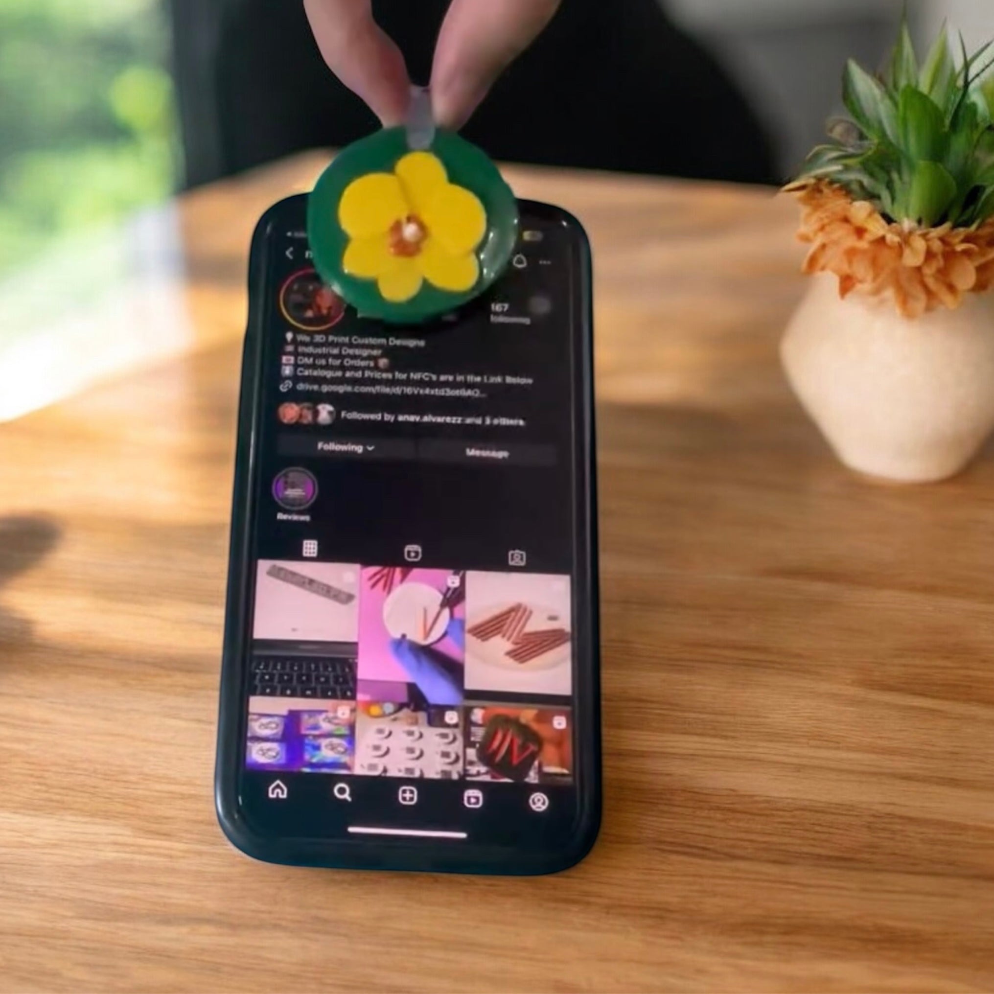 Smart Business Keychain